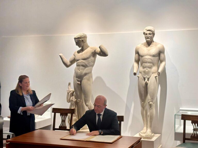 WhatsApp Image 2025-11-26 at 20.28.28